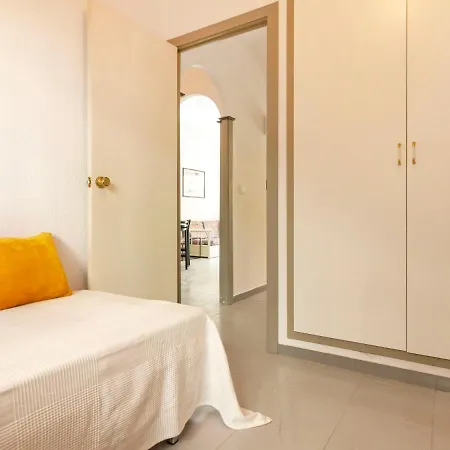 Golf Sant Jordi By Interhome شقة